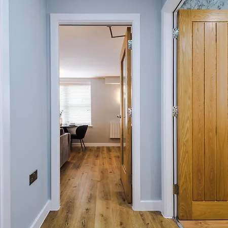 House 5 - Location Apartment *