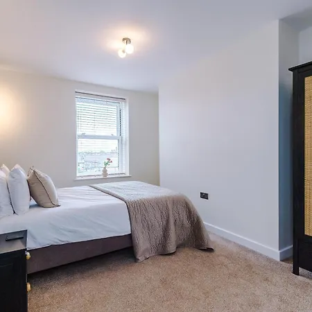 아파트 House 5 - Location 해러게이트