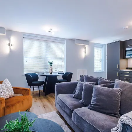 House 5 - Location * 해러게이트