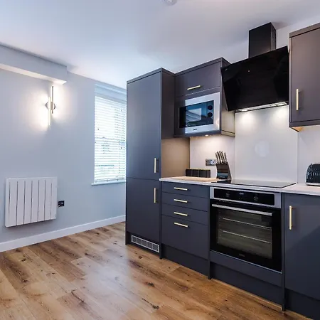 House 5 - Location Apartment Harrogate