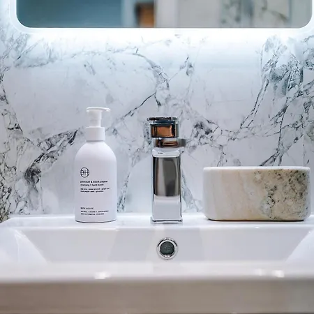 아파트 House 5 - Location 해러게이트